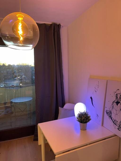 Schickes Apartment Mit Balkon In Düsseldorf Exteriör bild